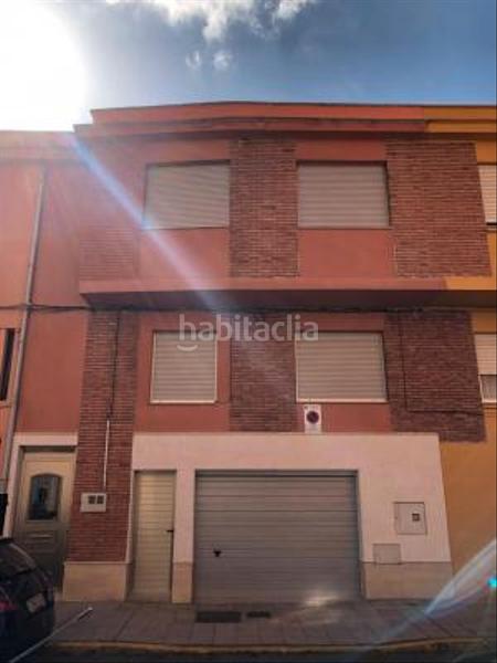 Foto a2086ac4-98c0-45c8-92b1-4ea954a4379b. Casa adossada amb calefacció aparcament a San Mamés - La Palomera León Foto a2086ac4-98c0-45c8-92b1-4ea954a4379b. Casa adossada amb calefacció aparcament a San Mamés - La Palomera León