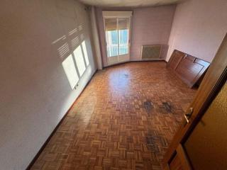 Flat  Calle sierra. Villaquilambre Flat  Calle sierra. Villaquilambre