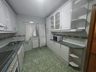 Location Appartement à Miralvalle - Av. Virgen del Puerto - La Data. Piso en miralvalle con ascensor , calefaccion y aire acondiciona Location Appartement à Miralvalle - Av. Virgen del Puerto - La Data. Piso en miralvalle con ascensor , calefaccion y aire acondiciona