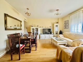 Casa adossada a Oeste. Impresionante adosado en venta en zona prado, mérida Casa adossada a Oeste. Impresionante adosado en venta en zona prado, mérida