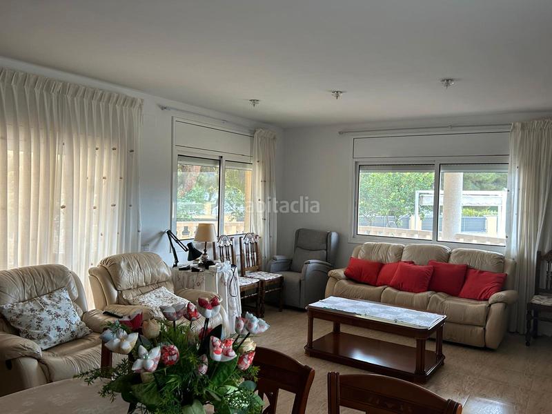 Foto afc88508-c26e-46eb-85eb-c2a8d60cd1b7. Chalet con parcheggio piscina in Coma-ruga platja Coma-ruga Foto afc88508-c26e-46eb-85eb-c2a8d60cd1b7. Chalet con parcheggio piscina in Coma-ruga platja Coma-ruga