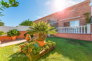 Casa  Avinguda d'europa. Espectacular adosado esquinero Casa  Avinguda d'europa. Espectacular adosado esquinero