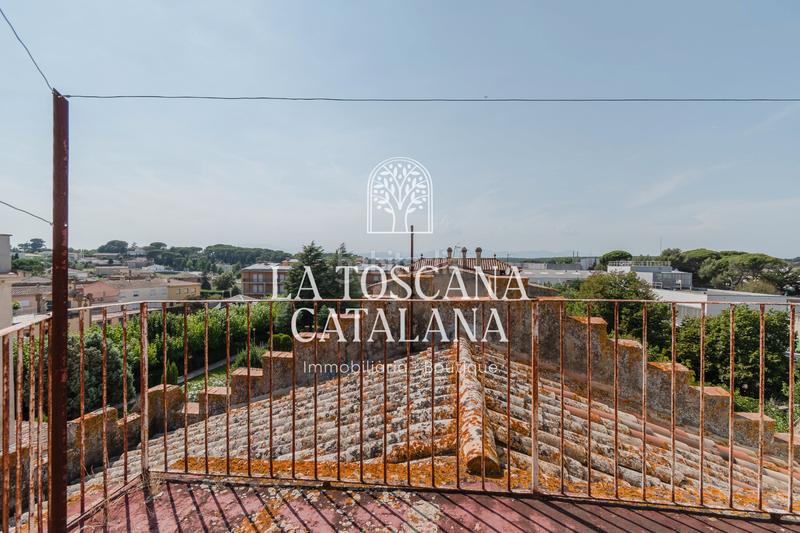 Foto 4a6c54a3-2e2e-4aca-bfd5-b8431f569343. Casa aparellada a Caldes de Malavella Foto 4a6c54a3-2e2e-4aca-bfd5-b8431f569343. Casa aparellada a Caldes de Malavella