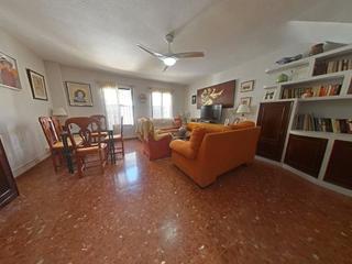 Casa adossada Calle marroquíes. Tu hogar con raíces en santa marina casa adosada en el casco hi Casa adossada Calle marroquíes. Tu hogar con raíces en santa marina casa adosada en el casco hi