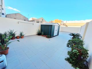 Planta baja en Carcaixent. Amplio entresuelo en carcaixent! Planta baja en Carcaixent. Amplio entresuelo en carcaixent!