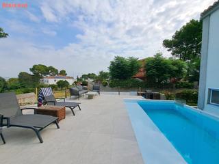 Chalet in Urbanitzacions i Pedanies Nord. Encantador chalet en urbanización el respirall de alzira Chalet in Urbanitzacions i Pedanies Nord. Encantador chalet en urbanización el respirall de alzira