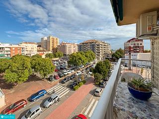 Pis a Passeig del saladar 160. Piso con bonitas vistas al castillo y al club náutico. Pis a Passeig del saladar 160. Piso con bonitas vistas al castillo y al club náutico.