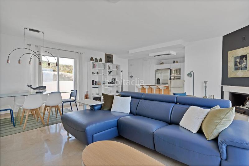 Foto 5cb98370-7297-463a-be12-f29afc4781c0. Dachwohnung mit heizung parking pool in Calahonda Mijas Foto 5cb98370-7297-463a-be12-f29afc4781c0. Dachwohnung mit heizung parking pool in Calahonda Mijas