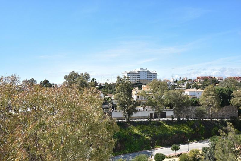 Foto a6cd4be9-cfd9-4ed4-ae55-cbe179e37b11. Xalet amb calefacció aparcament piscina a Torreblanca del Sol Fuengirola Foto a6cd4be9-cfd9-4ed4-ae55-cbe179e37b11. Xalet amb calefacció aparcament piscina a Torreblanca del Sol Fuengirola
