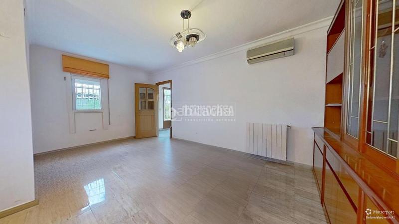 Foto 0d93870d-3a54-4b3f-9850-445c3312edbb. Casa con riscaldamento in Ca n´Esteper-Can Gorgs-Can Gorgs II Barberà del Vallès Foto 0d93870d-3a54-4b3f-9850-445c3312edbb. Casa con riscaldamento in Ca n´Esteper-Can Gorgs-Can Gorgs II Barberà del Vallès