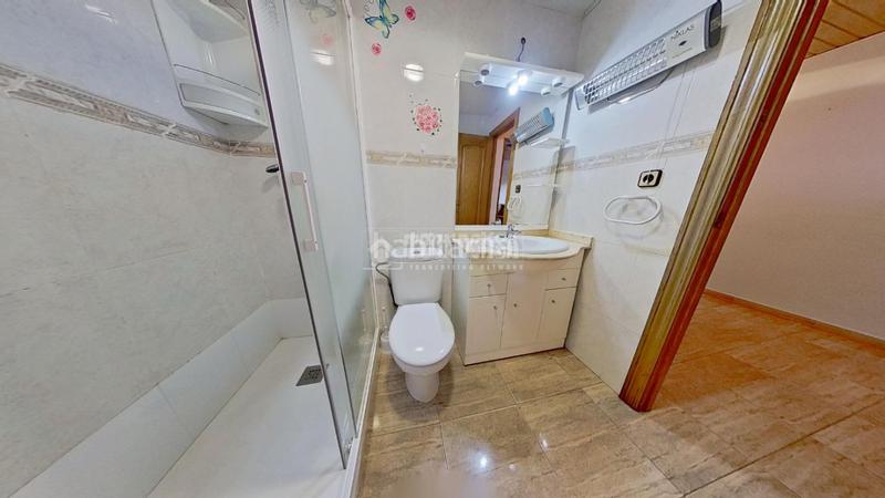 Foto a949d17d-d5a9-4262-ae3b-86bc00033a2f. Casa con riscaldamento in Ca n´Esteper-Can Gorgs-Can Gorgs II Barberà del Vallès Foto a949d17d-d5a9-4262-ae3b-86bc00033a2f. Casa con riscaldamento in Ca n´Esteper-Can Gorgs-Can Gorgs II Barberà del Vallès