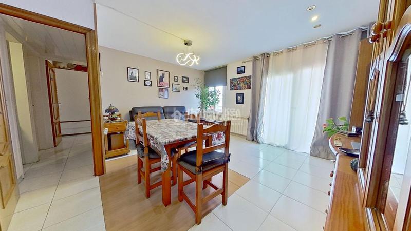 Foto b4abed74-0ddc-41f8-a1a8-8b1749ae574c. Àtic amb calefacció a Centre-Eixample-Can Llobet Barberà del Vallès Foto b4abed74-0ddc-41f8-a1a8-8b1749ae574c. Àtic amb calefacció a Centre-Eixample-Can Llobet Barberà del Vallès