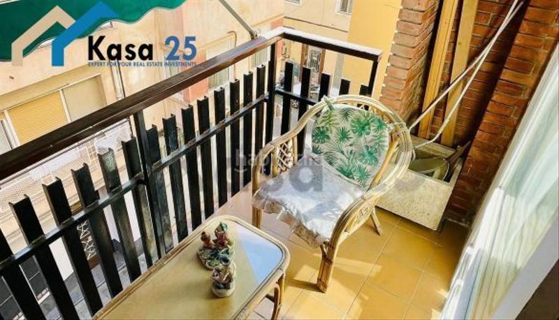 Foto b6af468f-685c-4312-a292-c308b75bc06b. Apartamento piso amplio con terraza junto a las cigarreras, en Alicante Foto b6af468f-685c-4312-a292-c308b75bc06b. Apartamento piso amplio con terraza junto a las cigarreras, en Alicante