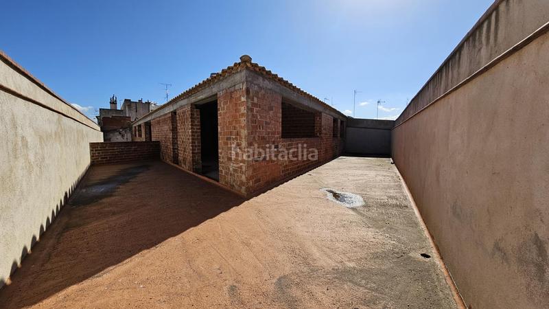 Foto b9505250-c03f-4f5d-ba56-8f2cff3176e1. Edifici a Centre Figueres Foto b9505250-c03f-4f5d-ba56-8f2cff3176e1. Edifici a Centre Figueres