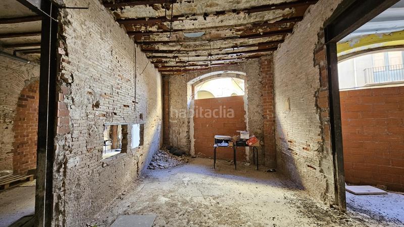 Foto ce8a58e7-edee-4c3e-a638-c1c15a23f979. Edifici a Centre Figueres Foto ce8a58e7-edee-4c3e-a638-c1c15a23f979. Edifici a Centre Figueres