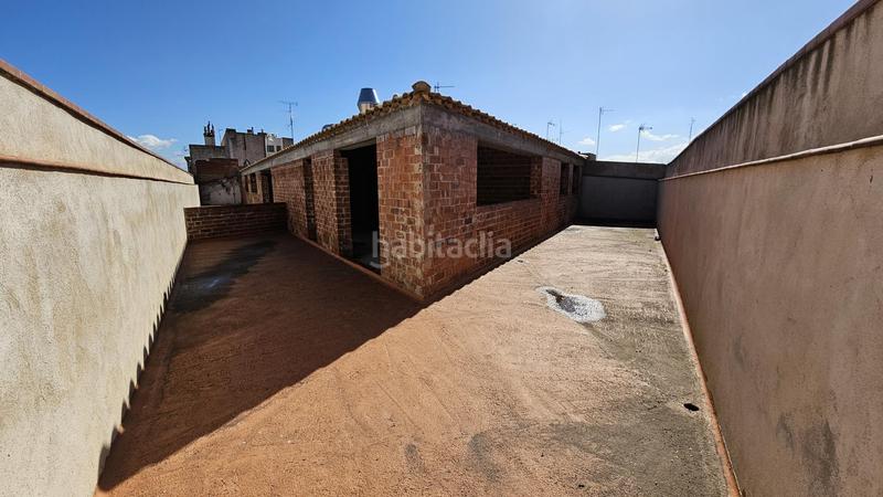 Foto fc312828-7c67-445d-b724-12bb0430ed0f. Edifici a Centre Figueres Foto fc312828-7c67-445d-b724-12bb0430ed0f. Edifici a Centre Figueres