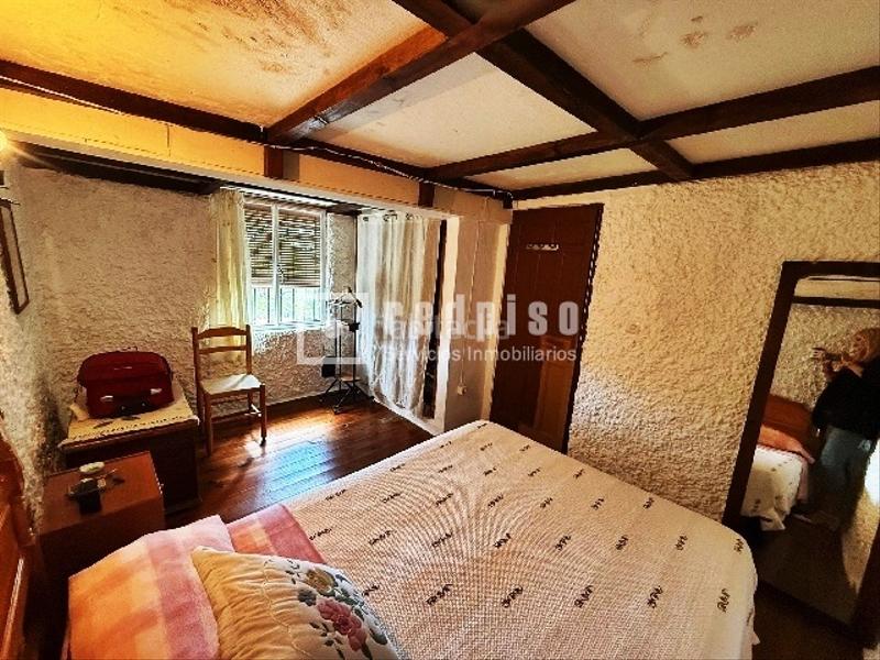 Foto 5ce2c4b0-2e16-46a6-859f-edcb35d32ff2. Casa en Tamajón Foto 5ce2c4b0-2e16-46a6-859f-edcb35d32ff2. Casa en Tamajón