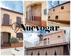 Maison jumelée à Plaza de andalucia 8. Casa en venta umbrete Maison jumelée à Plaza de andalucia 8. Casa en venta umbrete