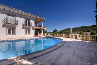 Xalet a Urbanización bosque u14 177. Villa de lujo en venta de primera línea en el campo de golf de l Xalet a Urbanización bosque u14 177. Villa de lujo en venta de primera línea en el campo de golf de l