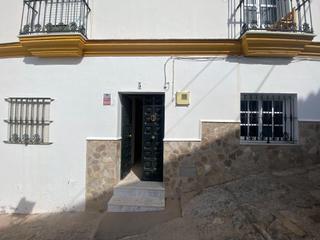 Maison à Alcalá de los Gazules. Casa de tres plantas con amplias terrazas y espacios luminosos e Maison à Alcalá de los Gazules. Casa de tres plantas con amplias terrazas y espacios luminosos e
