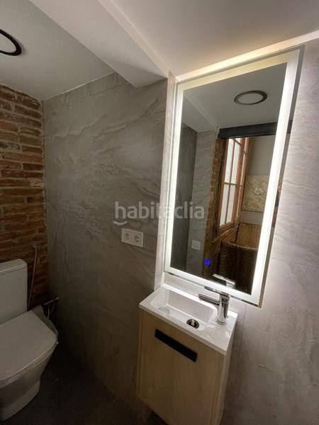 Foto a471bc2b-e43d-4d0d-8ef7-57513c2748be. Edifici a Sant Joan Baptista Sant Adrià de Besòs Foto a471bc2b-e43d-4d0d-8ef7-57513c2748be. Edifici a Sant Joan Baptista Sant Adrià de Besòs