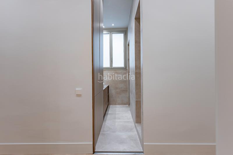 Foto 104340b0-6acc-46fc-a520-e98e04e02e5a. Piso ¡espectacular piso completamente reformado y con terraza privada en la calle portaferrissa! en Barcelona Foto 104340b0-6acc-46fc-a520-e98e04e02e5a. Piso ¡espectacular piso completamente reformado y con terraza privada en la calle portaferrissa! en Barcelona