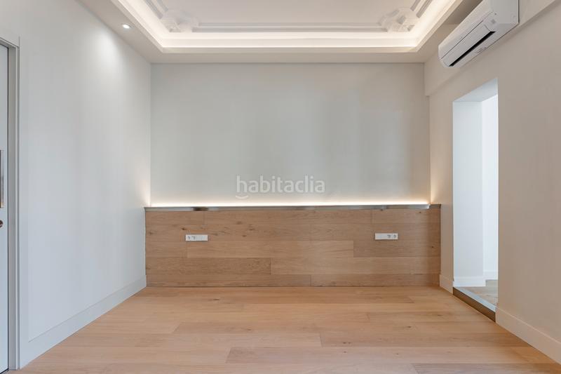 Foto 1ea5e2b3-450b-4b9f-ab6d-25103696319f. Piso ¡espectacular piso completamente reformado y con terraza privada en la calle portaferrissa! en Barcelona Foto 1ea5e2b3-450b-4b9f-ab6d-25103696319f. Piso ¡espectacular piso completamente reformado y con terraza privada en la calle portaferrissa! en Barcelona