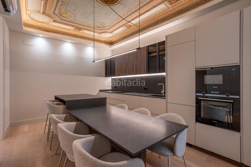 Foto 8610a57d-a384-45a5-afd4-df63e3c3e03b. Piso ¡espectacular piso completamente reformado y con terraza privada en la calle portaferrissa! en Barcelona Foto 8610a57d-a384-45a5-afd4-df63e3c3e03b. Piso ¡espectacular piso completamente reformado y con terraza privada en la calle portaferrissa! en Barcelona