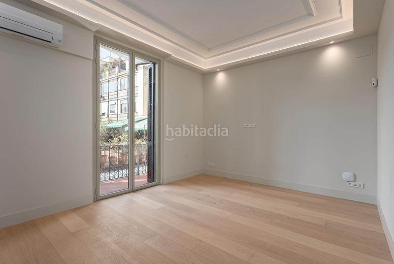 Foto b8be0ab5-9fa3-4574-b343-67255492ff54. Piso ¡espectacular piso completamente reformado y con terraza privada en la calle portaferrissa! en Barcelona Foto b8be0ab5-9fa3-4574-b343-67255492ff54. Piso ¡espectacular piso completamente reformado y con terraza privada en la calle portaferrissa! en Barcelona