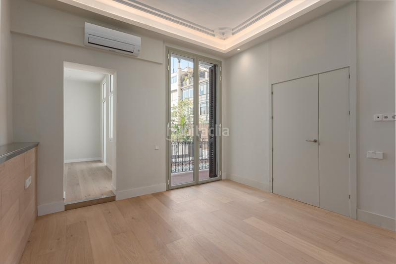 Foto d6ed7346-62ac-4905-884f-8a631832c0bd. Piso ¡espectacular piso completamente reformado y con terraza privada en la calle portaferrissa! en Barcelona Foto d6ed7346-62ac-4905-884f-8a631832c0bd. Piso ¡espectacular piso completamente reformado y con terraza privada en la calle portaferrissa! en Barcelona