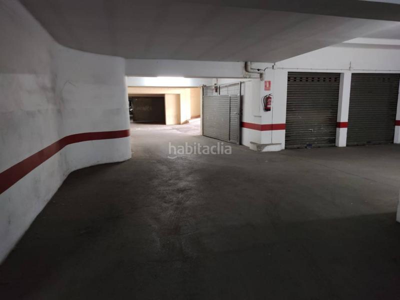 Foto 904eb043-1300-498c-b3be-b793bed7aa04. Aparcament cotxe a Centre Salt Foto 904eb043-1300-498c-b3be-b793bed7aa04. Aparcament cotxe a Centre Salt