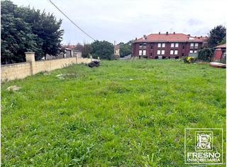 Terreno residencial  Barrio luaña. Parcela urbana para 4 chalets en cobreces Terreno residencial  Barrio luaña. Parcela urbana para 4 chalets en cobreces