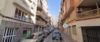 Appartement à Cuatrocientas Viviendas. Se vende vivienda alquilada en alicante Appartement à Cuatrocientas Viviendas. Se vende vivienda alquilada en alicante