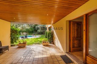 Xalet Carretera santa cristina d'aro. Chalet de lujo con pista de tenis en santa cristina d'aro, costa Xalet Carretera santa cristina d'aro. Chalet de lujo con pista de tenis en santa cristina d'aro, costa
