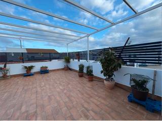 Appartement à N/a. 180 m2 de elegancia, lujo y confort en el corazón de el almendro Appartement à N/a. 180 m2 de elegancia, lujo y confort en el corazón de el almendro