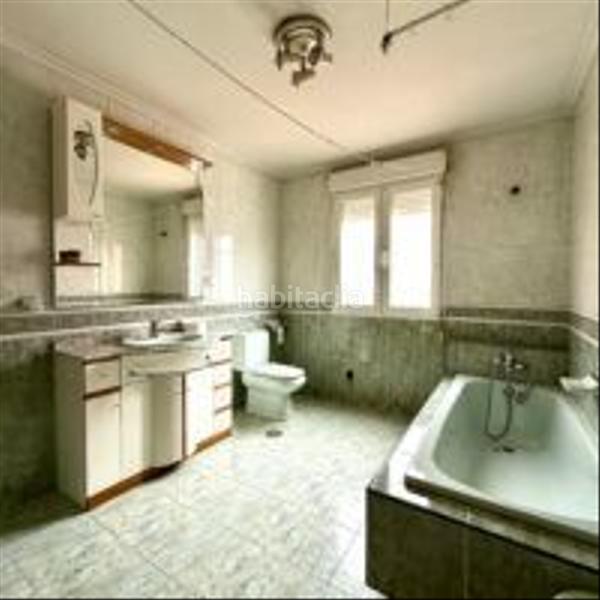 Foto 8b6c7d3a-aad8-4101-947c-b12e6629428e. House with heating in La Felguera Langreo Foto 8b6c7d3a-aad8-4101-947c-b12e6629428e. House with heating in La Felguera Langreo