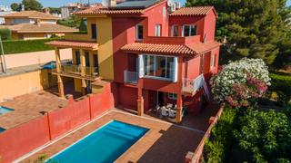 Casa adossada  Carrer migjorn, 7. Lescala carrer migjorn Casa adossada  Carrer migjorn, 7. Lescala carrer migjorn