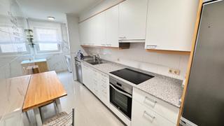 Location Appartement à Rúa jose manuel ferreira penedo 11. Piso amueblado de 3 dormitorios en nucleo urbano Location Appartement à Rúa jose manuel ferreira penedo 11. Piso amueblado de 3 dormitorios en nucleo urbano