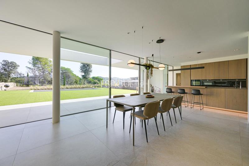 Foto aefc1545-2ba6-4a94-91a1-cd608dca5af2. Maison avec chauffage parking piscine dans Vallromanes Foto aefc1545-2ba6-4a94-91a1-cd608dca5af2. Maison avec chauffage parking piscine dans Vallromanes