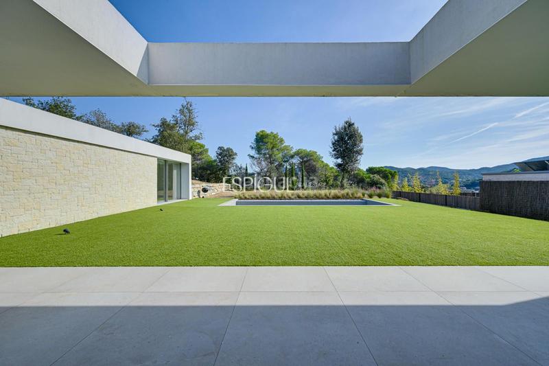 Foto f5bb3e11-4b28-4c93-9db6-e332cdef0a53. Maison avec chauffage parking piscine dans Vallromanes Foto f5bb3e11-4b28-4c93-9db6-e332cdef0a53. Maison avec chauffage parking piscine dans Vallromanes