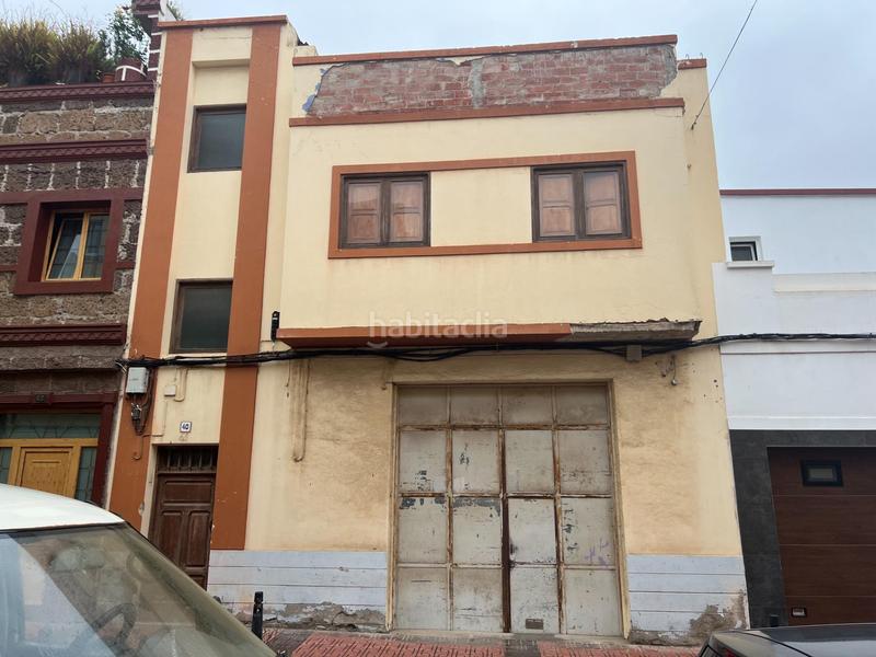 Foto d6763fba-3a04-4d07-a02a-ea8f02d876a1. Casa en costa rica 44 casa terrera en venta . 2 plantas, 3 dormitorios, garaje y patio en Telde Foto d6763fba-3a04-4d07-a02a-ea8f02d876a1. Casa en costa rica 44 casa terrera en venta . 2 plantas, 3 dormitorios, garaje y patio en Telde