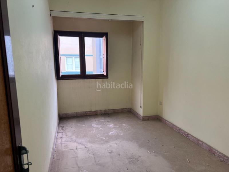 Foto e0e5785c-a579-4805-ab5e-e2b898968d57. Casa en costa rica 44 casa terrera en venta . 2 plantas, 3 dormitorios, garaje y patio en Telde Foto e0e5785c-a579-4805-ab5e-e2b898968d57. Casa en costa rica 44 casa terrera en venta . 2 plantas, 3 dormitorios, garaje y patio en Telde