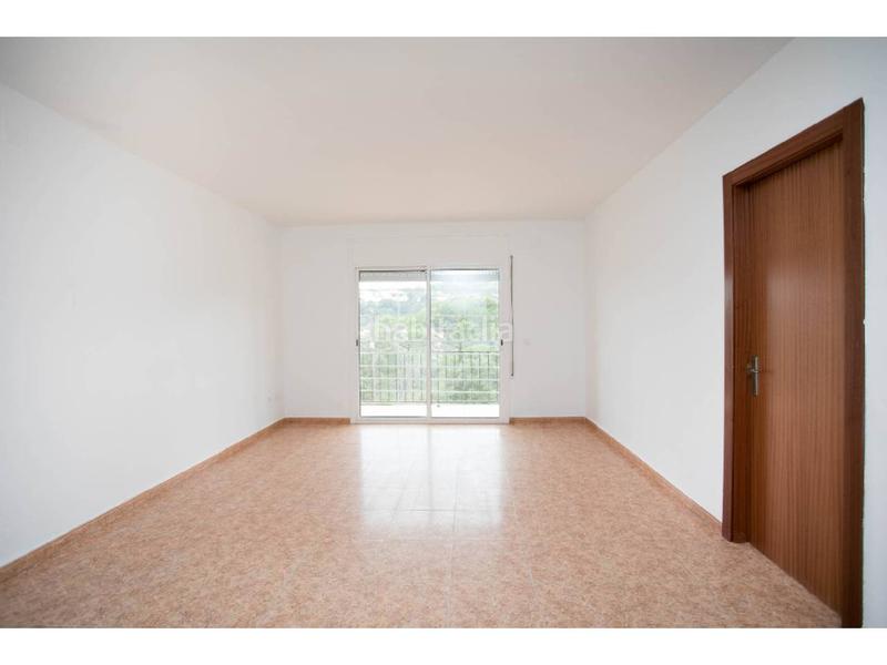 Foto 5b66fdc0-553a-415d-83b1-93c2f416ad13. Casa amb aparcament a Aiguaviva Parc Vidreres Foto 5b66fdc0-553a-415d-83b1-93c2f416ad13. Casa amb aparcament a Aiguaviva Parc Vidreres