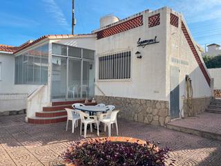 Chalet Urbanización caleta. Casa independiente muy cerca del mar! Chalet Urbanización caleta. Casa independiente muy cerca del mar!