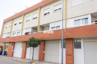Casa a schiera Asturies. Adosado amplio y luminoso de 3 habitaciones Casa a schiera Asturies. Adosado amplio y luminoso de 3 habitaciones