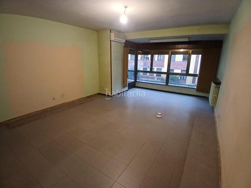 Foto a263ebf7-db9d-4e84-be53-825d449c880c. Ufficio con riscaldamento parcheggio in Centro Ciudad León Foto a263ebf7-db9d-4e84-be53-825d449c880c. Ufficio con riscaldamento parcheggio in Centro Ciudad León