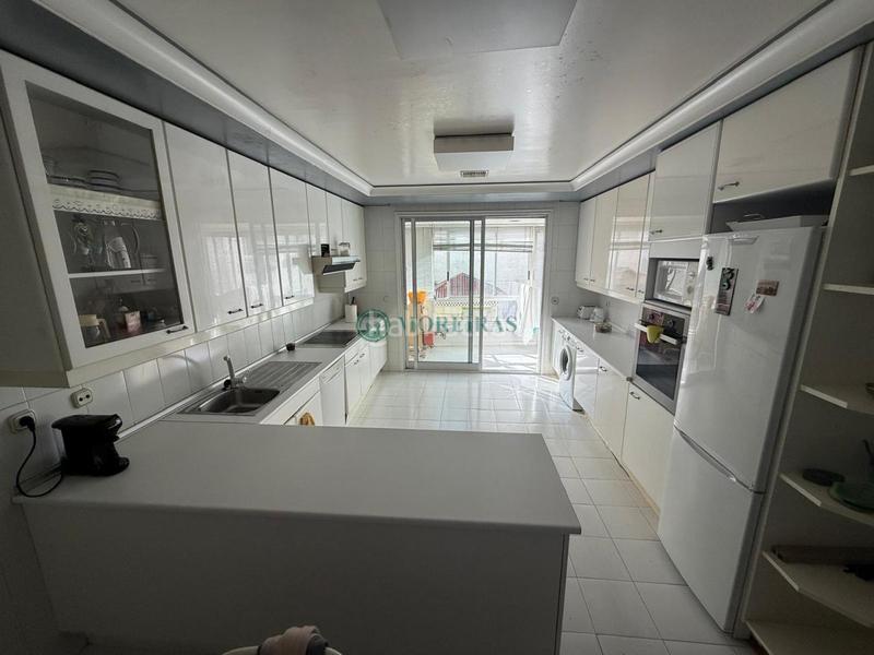 Foto 68a4a43a-1075-4c93-925f-3c6d37332c60. Appartamento con riscaldamento parcheggio in Centro Ourense Foto 68a4a43a-1075-4c93-925f-3c6d37332c60. Appartamento con riscaldamento parcheggio in Centro Ourense
