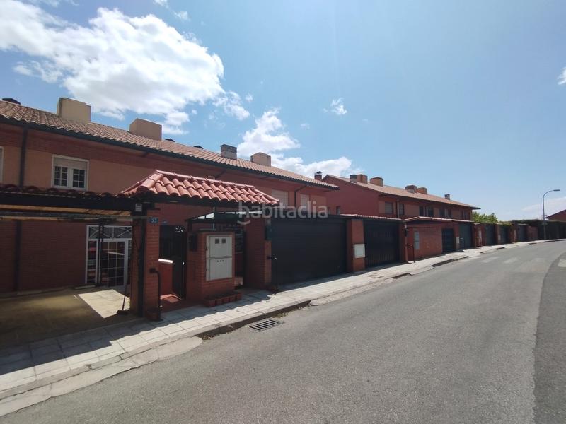 Foto 05593e7a-707c-4372-aa5e-dc356985f7c4. Chalet avec cheminée chauffage parking piscine dans Torrelodones Foto 05593e7a-707c-4372-aa5e-dc356985f7c4. Chalet avec cheminée chauffage parking piscine dans Torrelodones