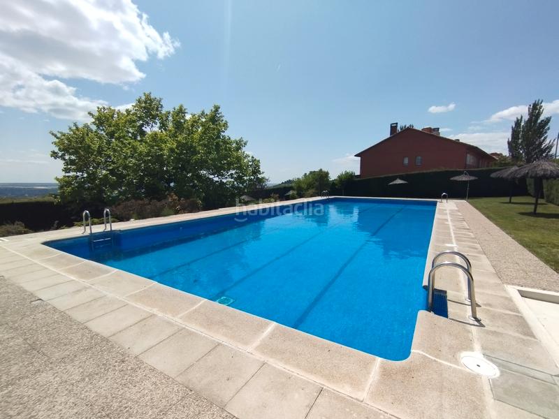 Foto 7ba02054-b084-45fe-abb2-412bdb3ba541. Chalet avec cheminée chauffage parking piscine dans Torrelodones Foto 7ba02054-b084-45fe-abb2-412bdb3ba541. Chalet avec cheminée chauffage parking piscine dans Torrelodones