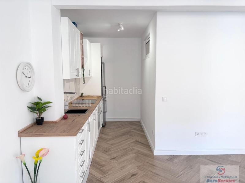 Foto a9ff63b8-0a29-47e5-bf42-df876762fad2. Casa amb calefacció a Ensanche Alcobendas Foto a9ff63b8-0a29-47e5-bf42-df876762fad2. Casa amb calefacció a Ensanche Alcobendas